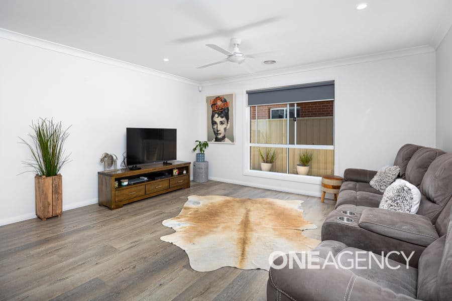 9 MAWSON Rise, Lloyd, Lloyd - Thumbnail 6
