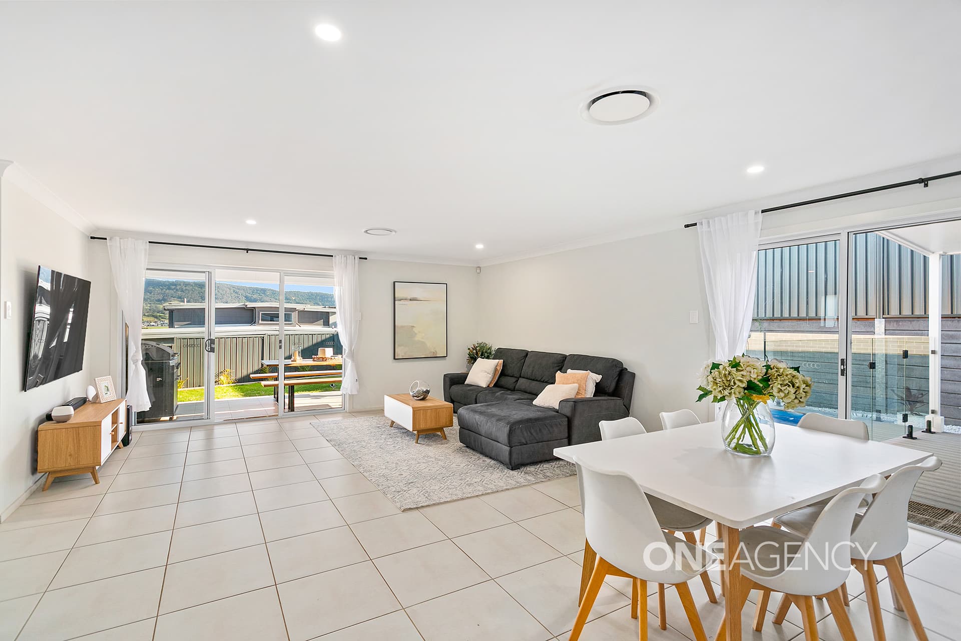 13 Stud Close, Calderwood, Calderwood - Thumbnail 4