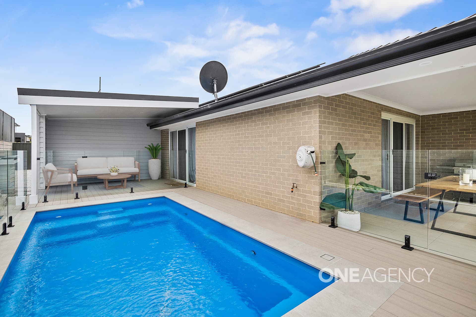 13 Stud Close, Calderwood, Calderwood - Thumbnail 8