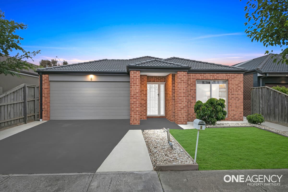 8 Devonport Court, Taylors Hill, Taylors Hill - Thumbnail 2
