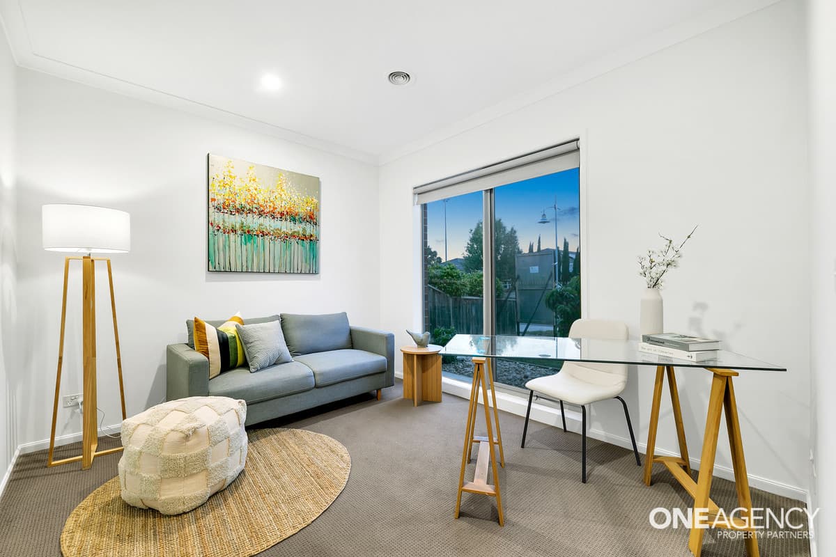 8 Devonport Court, Taylors Hill, Taylors Hill - Thumbnail 3