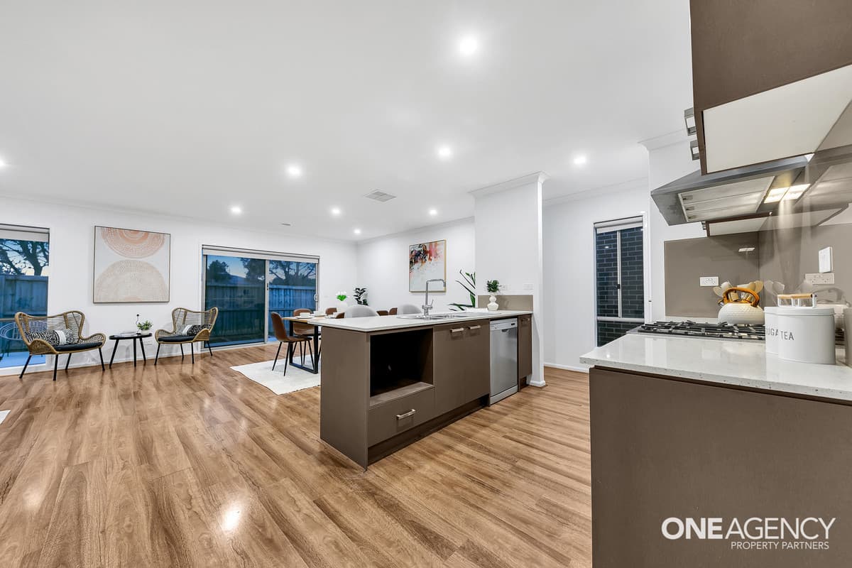 8 Devonport Court, Taylors Hill, Taylors Hill - Thumbnail 6