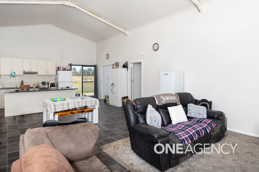 3245 CANOLA Way, Coolamon, Coolamon - Thumbnail 5