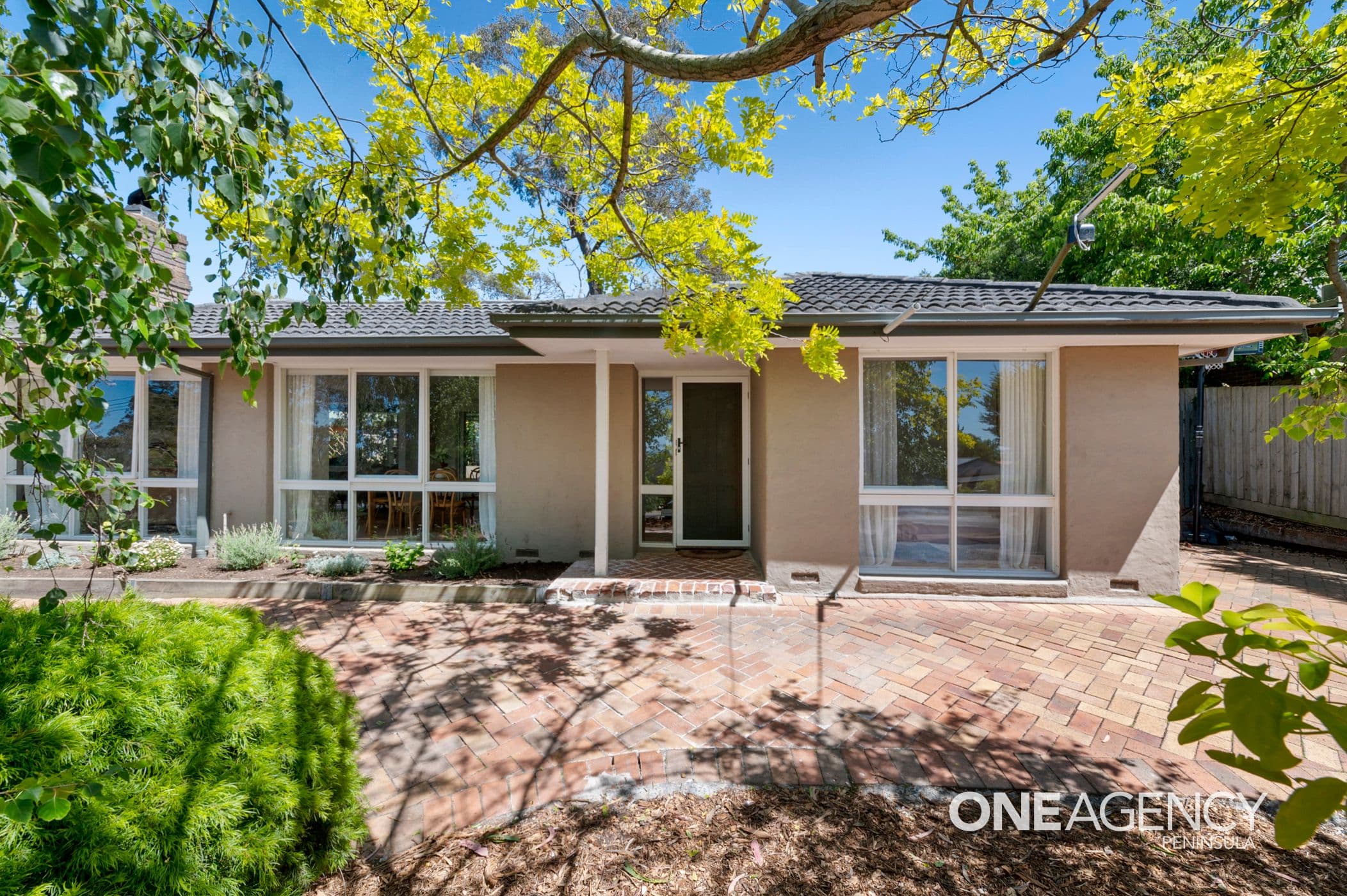 27 Quinns Parade, Mount Eliza, Mount Eliza - Image 1