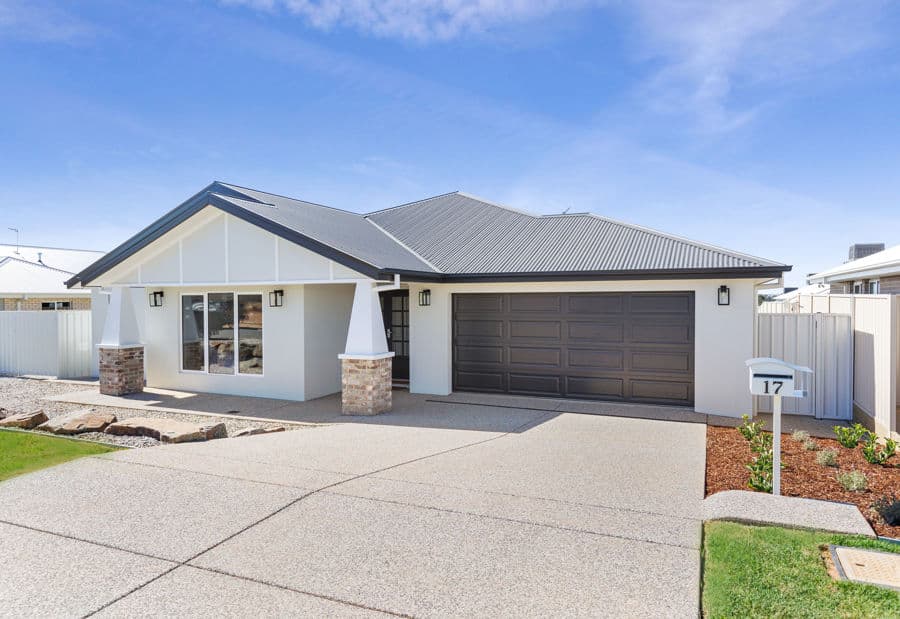 17 BURT Street, Gobbagombalin, Gobbagombalin - Thumbnail 2