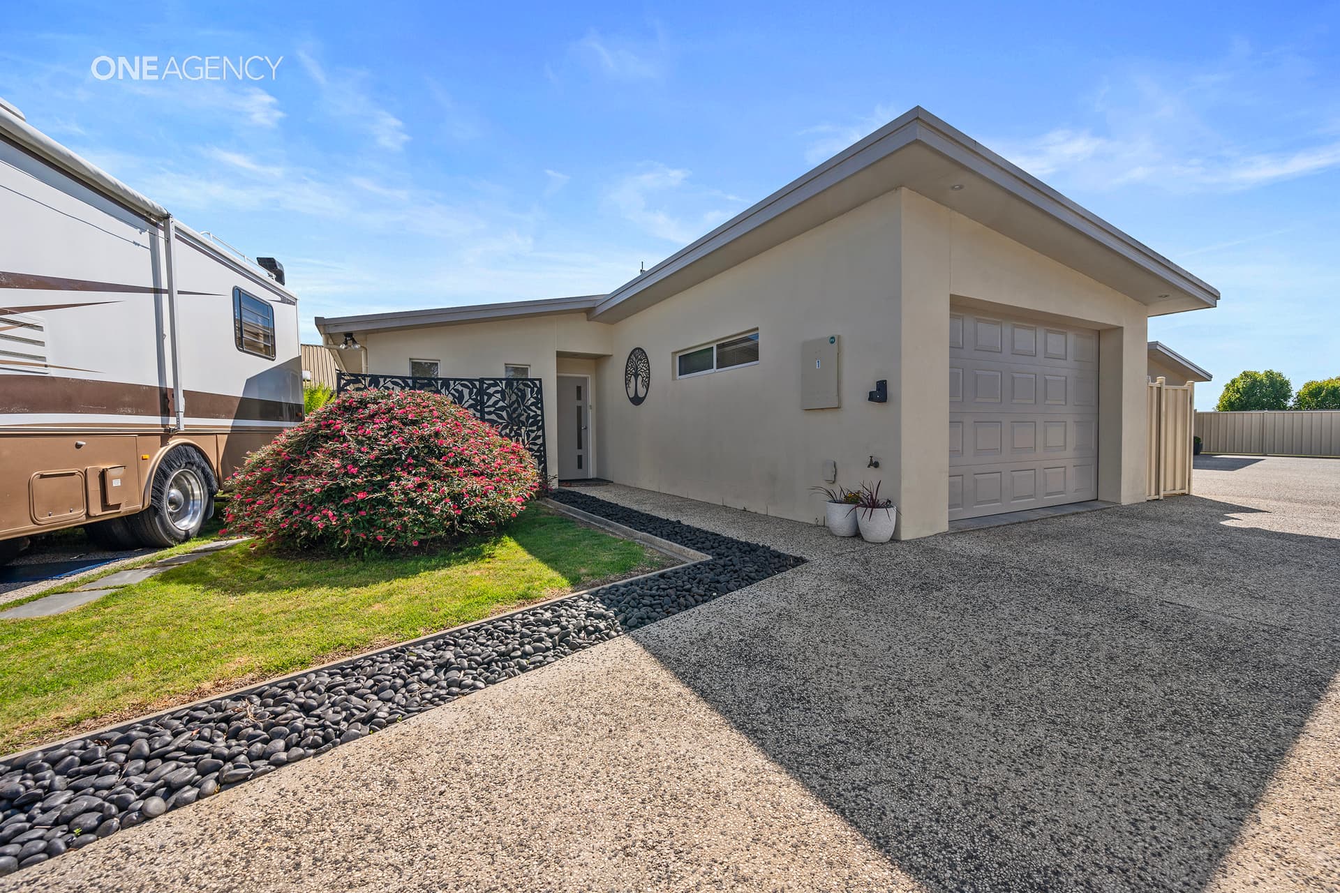 1/4 St Andrews Drive, Devonport, Devonport - Image 1