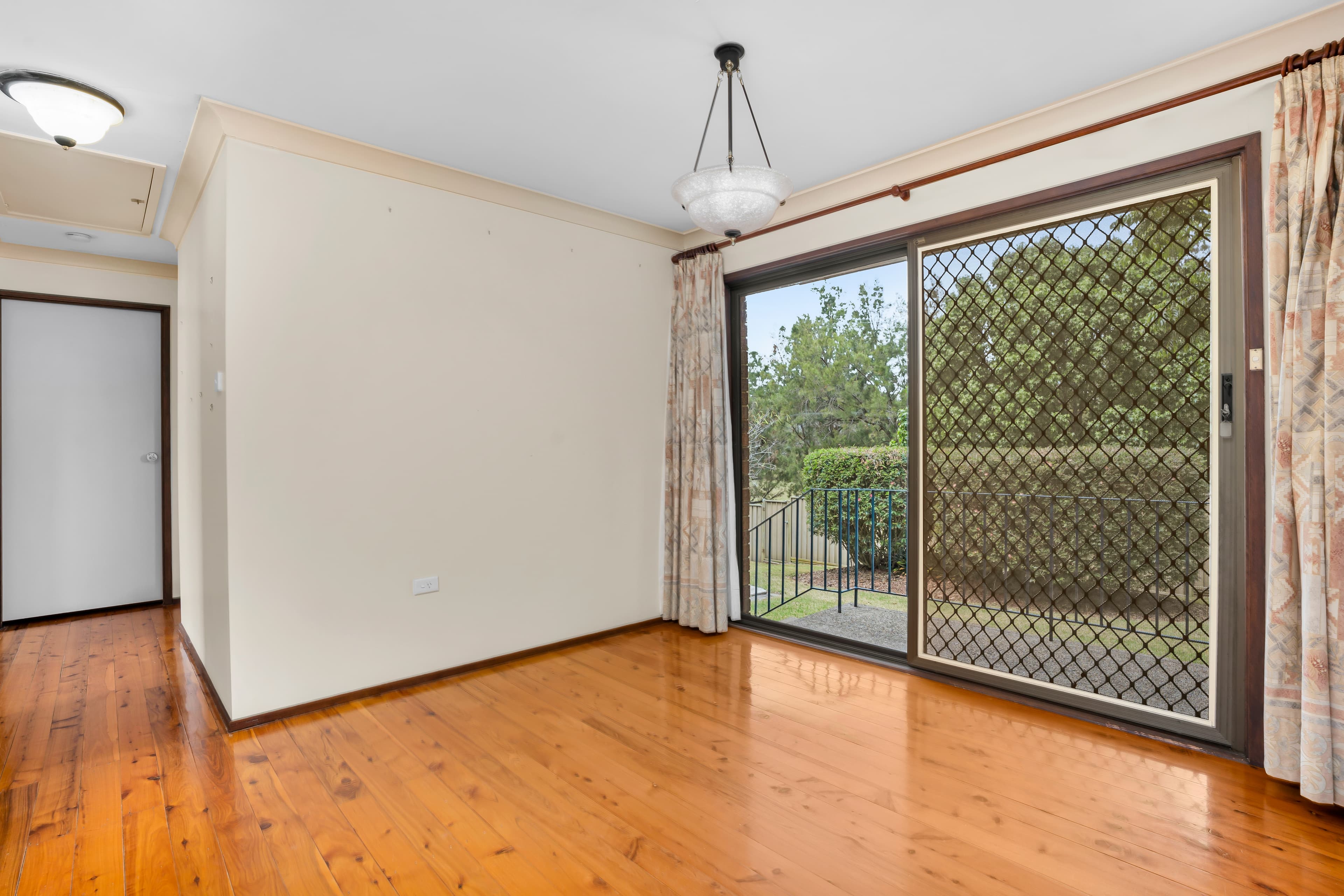 30 Frontignan Street, Eschol Park, Eschol Park - Thumbnail 3
