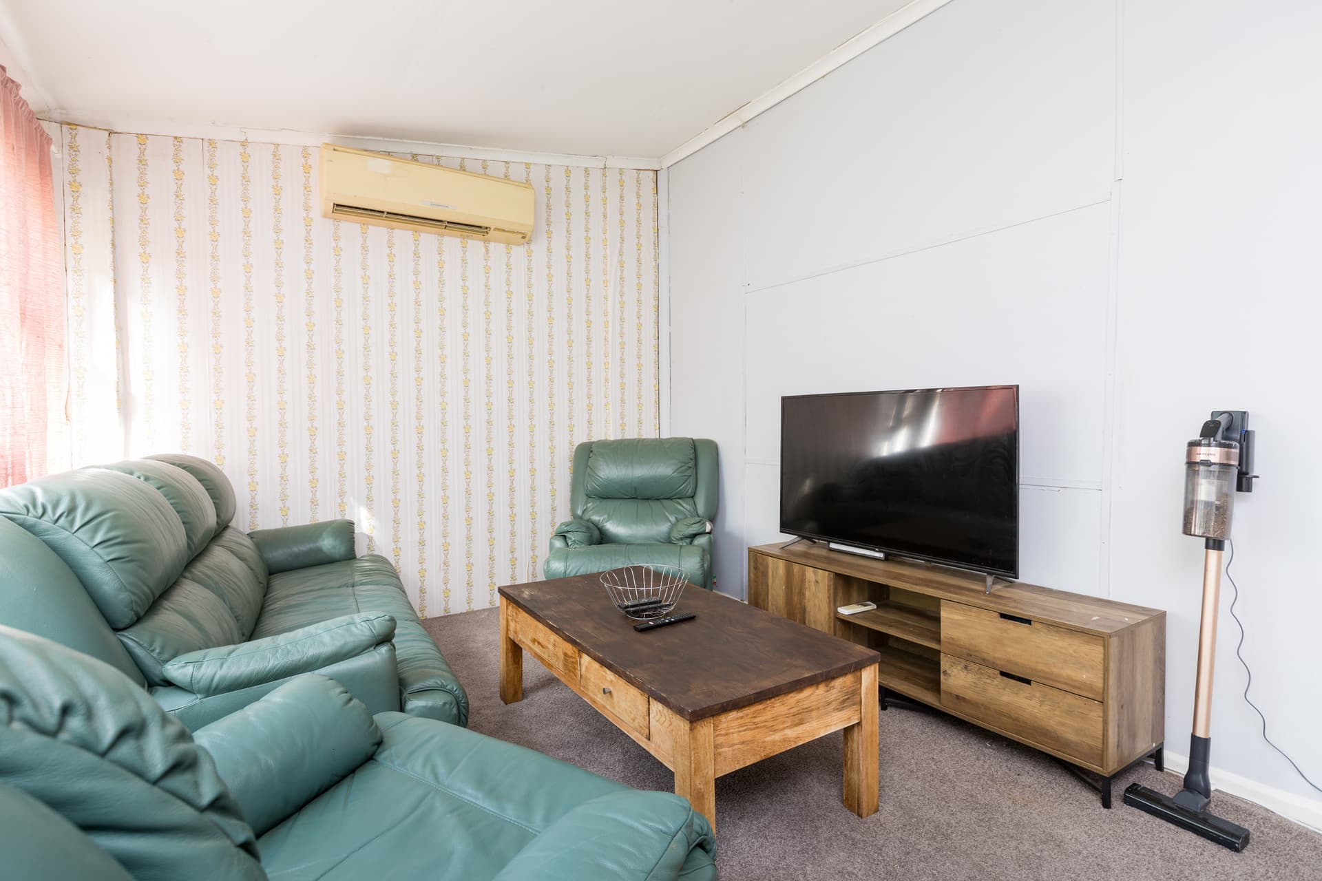 296 Sandilong Avenue, Nichols Point, Nichols Point - Thumbnail 4