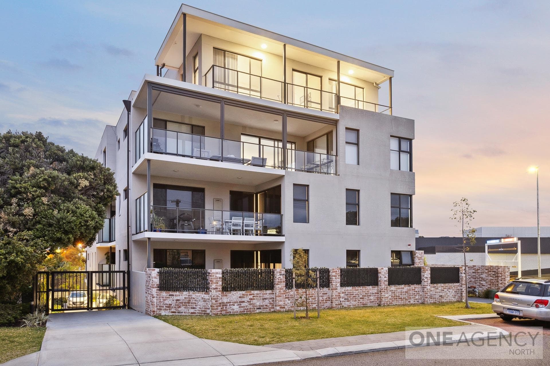 9/3 Dongara Street, Innaloo, Innaloo - Image 1