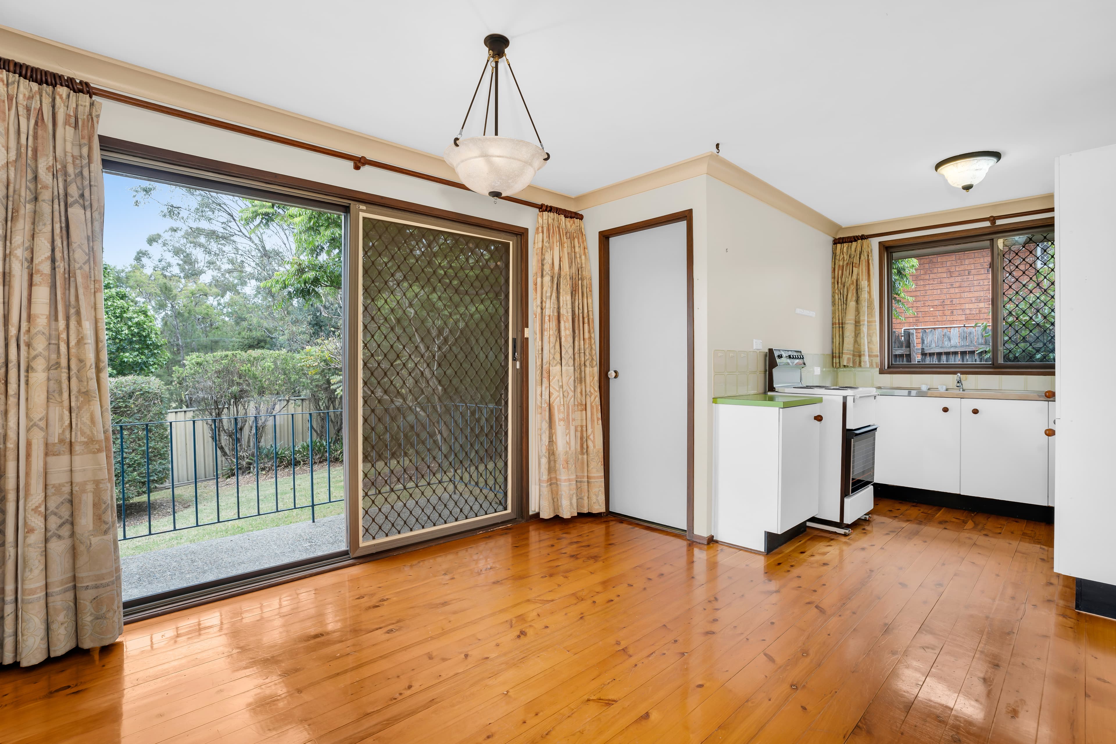 30 Frontignan Street, Eschol Park, Eschol Park - Thumbnail 5