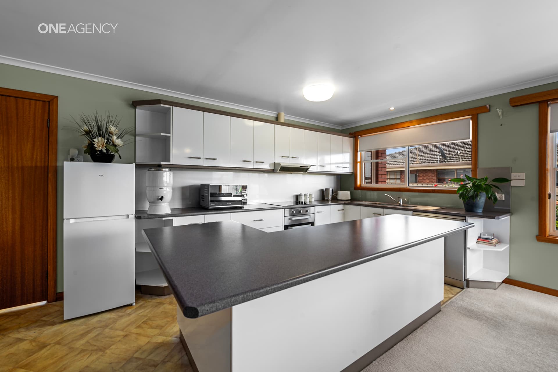 21 Wilson Place, Ulverstone, Ulverstone - Thumbnail 2