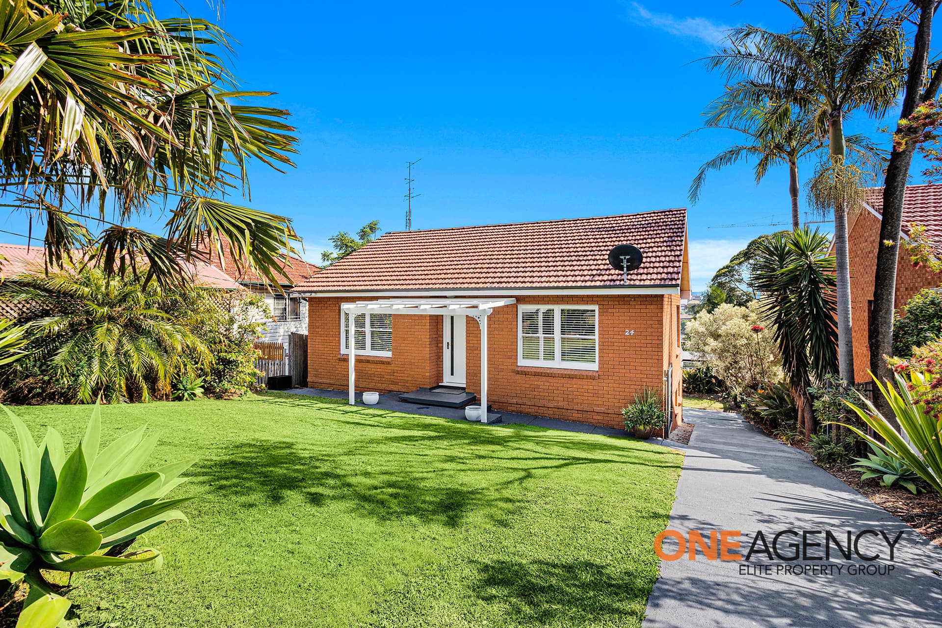 24 MAILER Avenue, Wollongong, Wollongong - Image 1