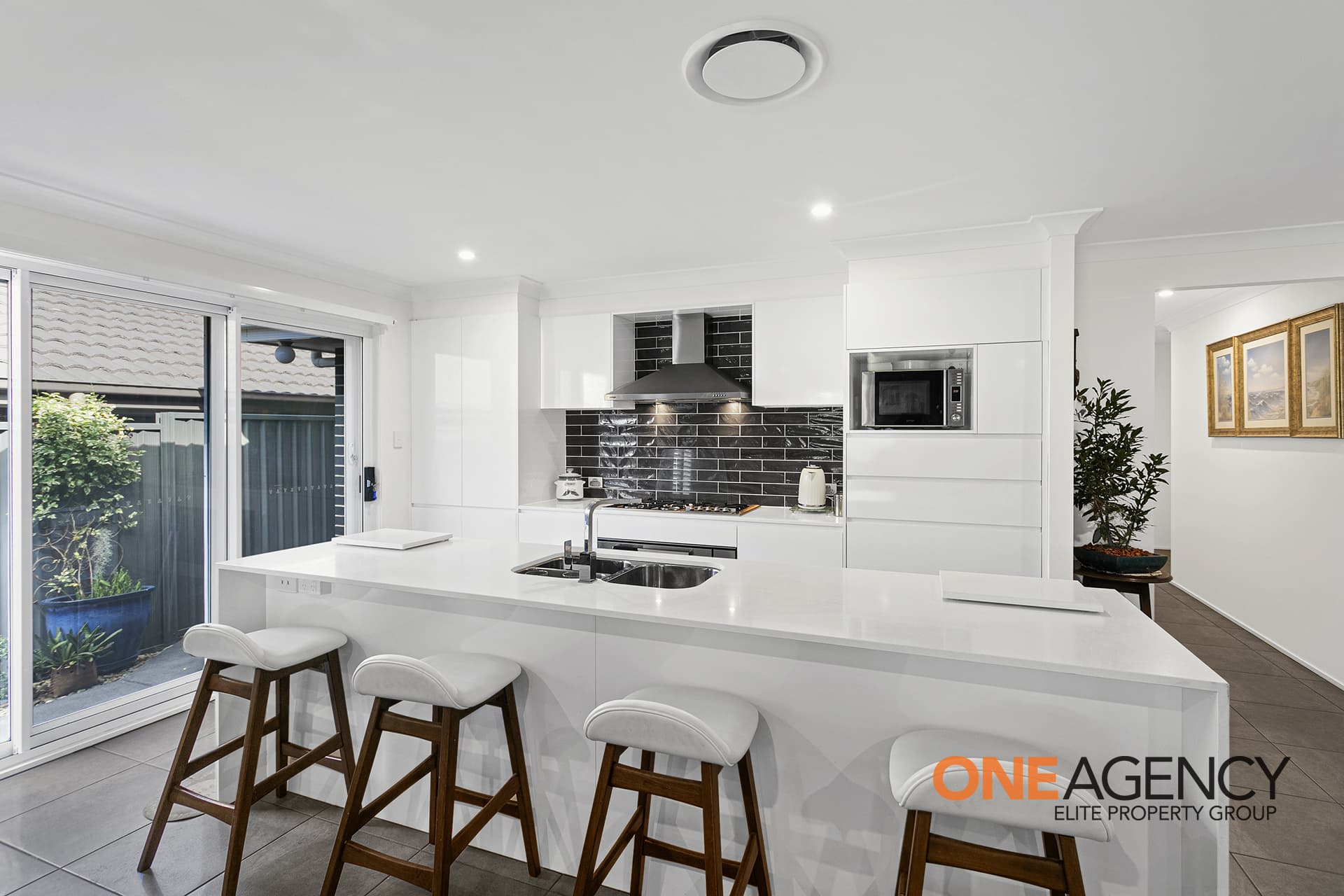 19 Mountain Ash Street, Calderwood, Calderwood - Thumbnail 2