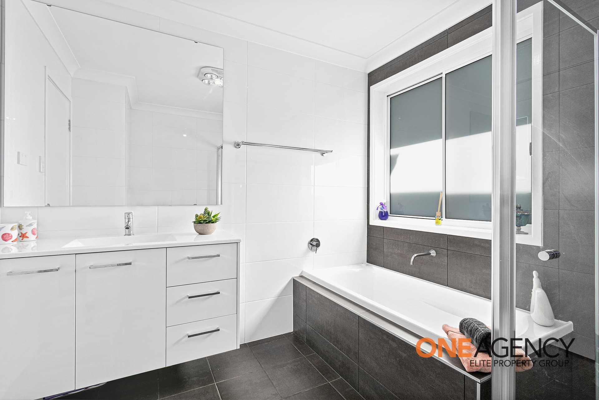 19 Mountain Ash Street, Calderwood, Calderwood - Thumbnail 8