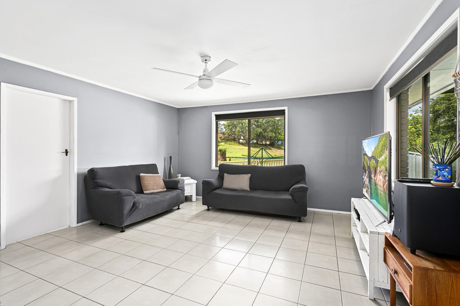 27 Simpson Parade, Albion Park, Albion Park - Thumbnail 4