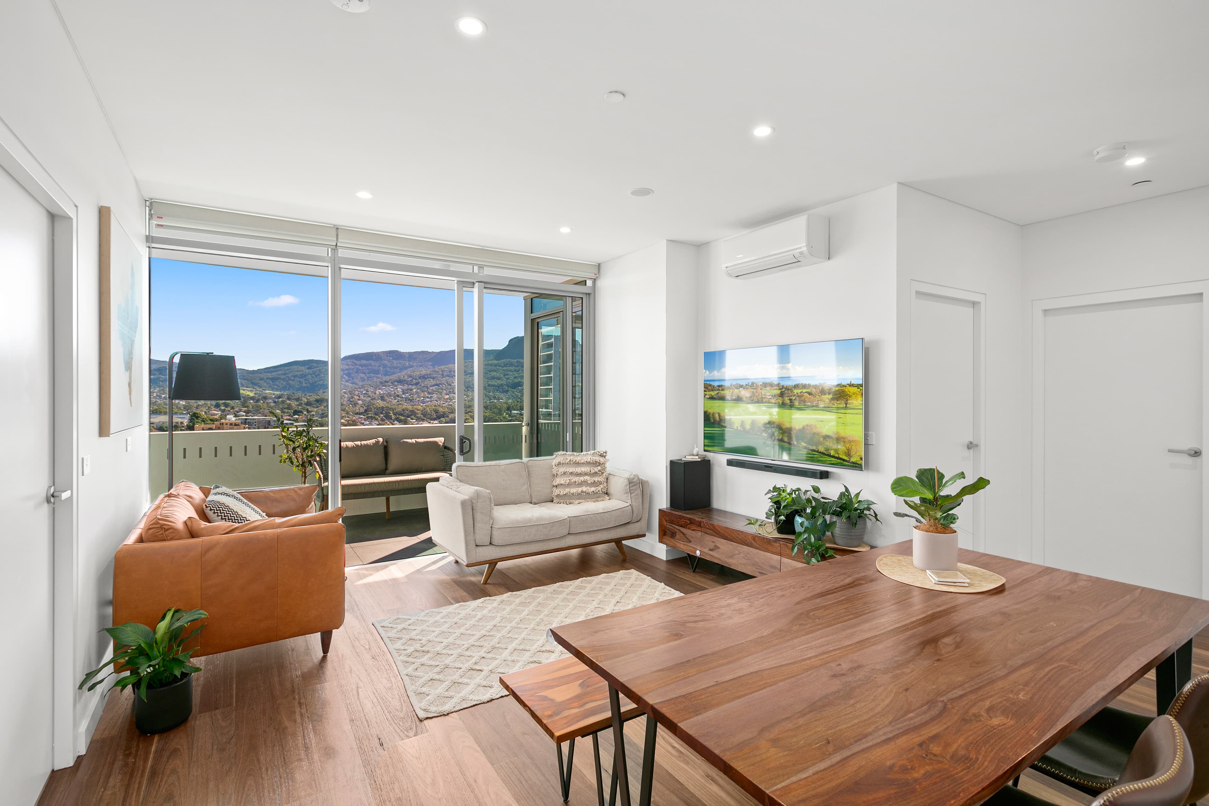 1107/10 Regent Street, Wollongong, Wollongong - Thumbnail 2
