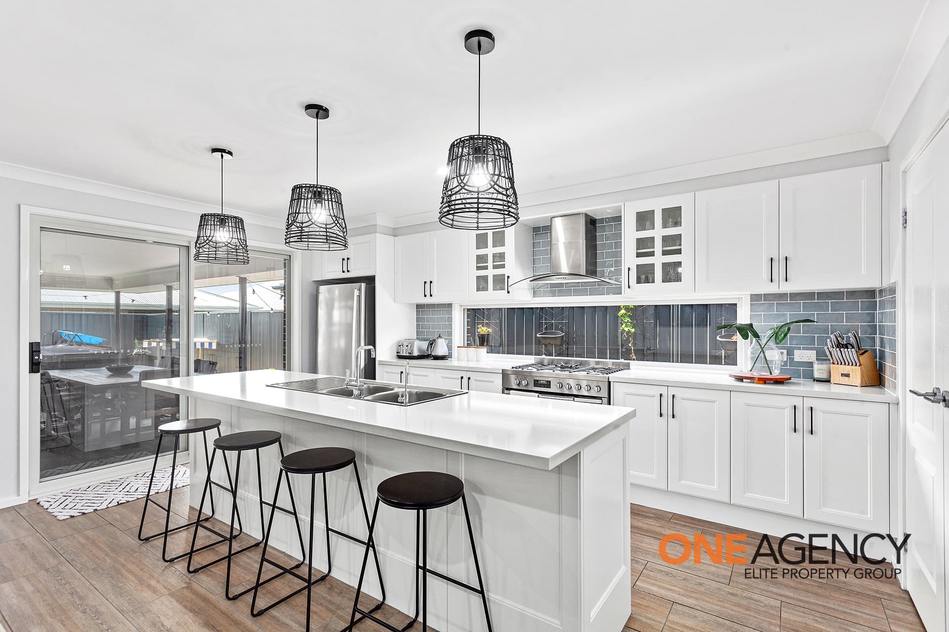 40 Honeybee Crescent, Calderwood, Calderwood - Thumbnail 2