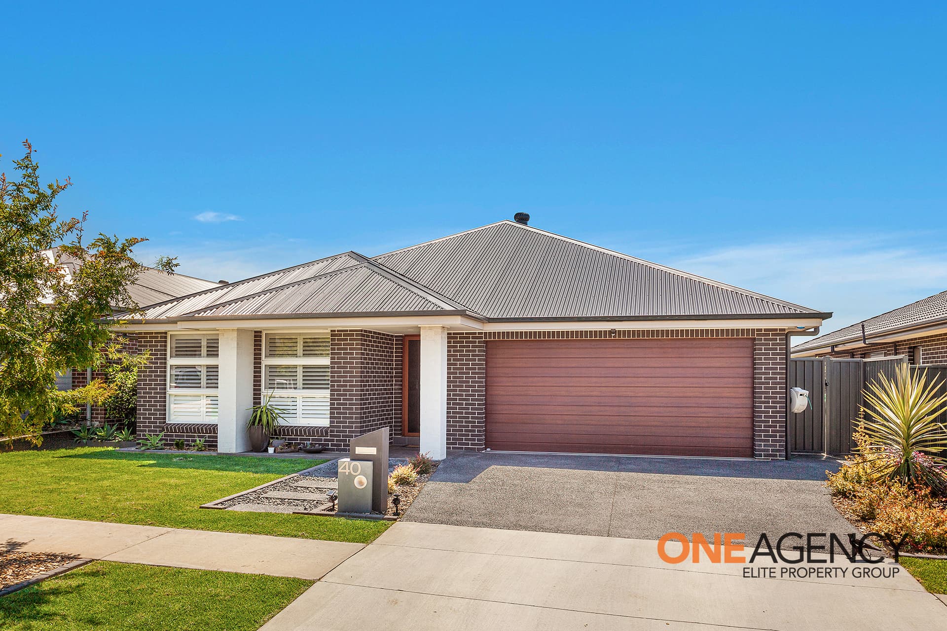 40 Honeybee Crescent, Calderwood, Calderwood - Image 1