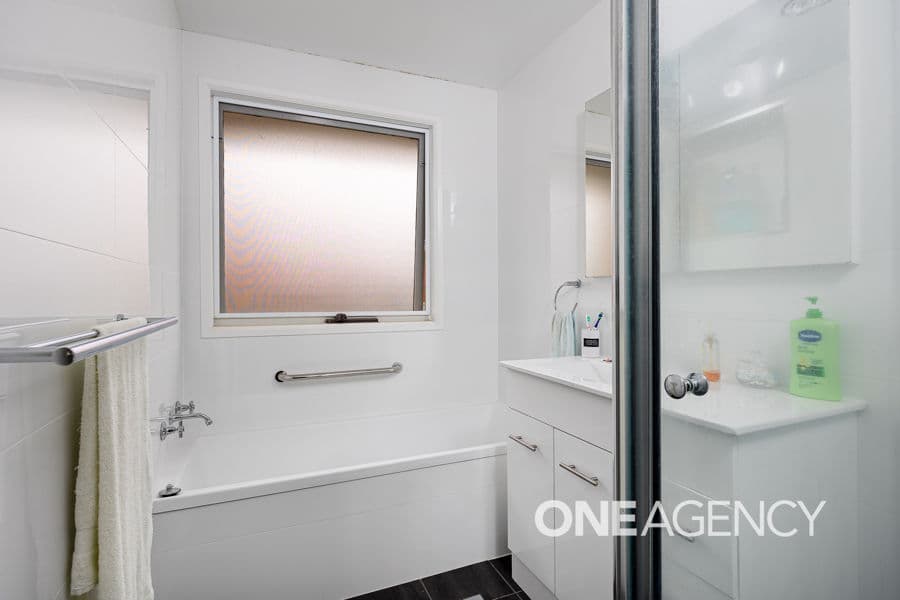 7 GOBORRA Street, Glenfield Park, Glenfield Park - Thumbnail 5
