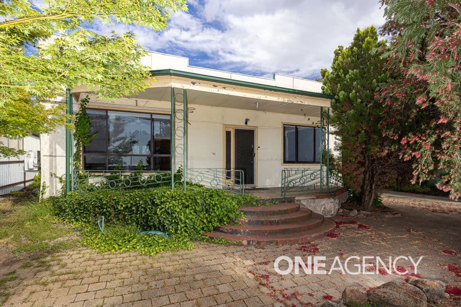 310 LAKE ALBERT Road, Kooringal, Kooringal - Thumbnail 2