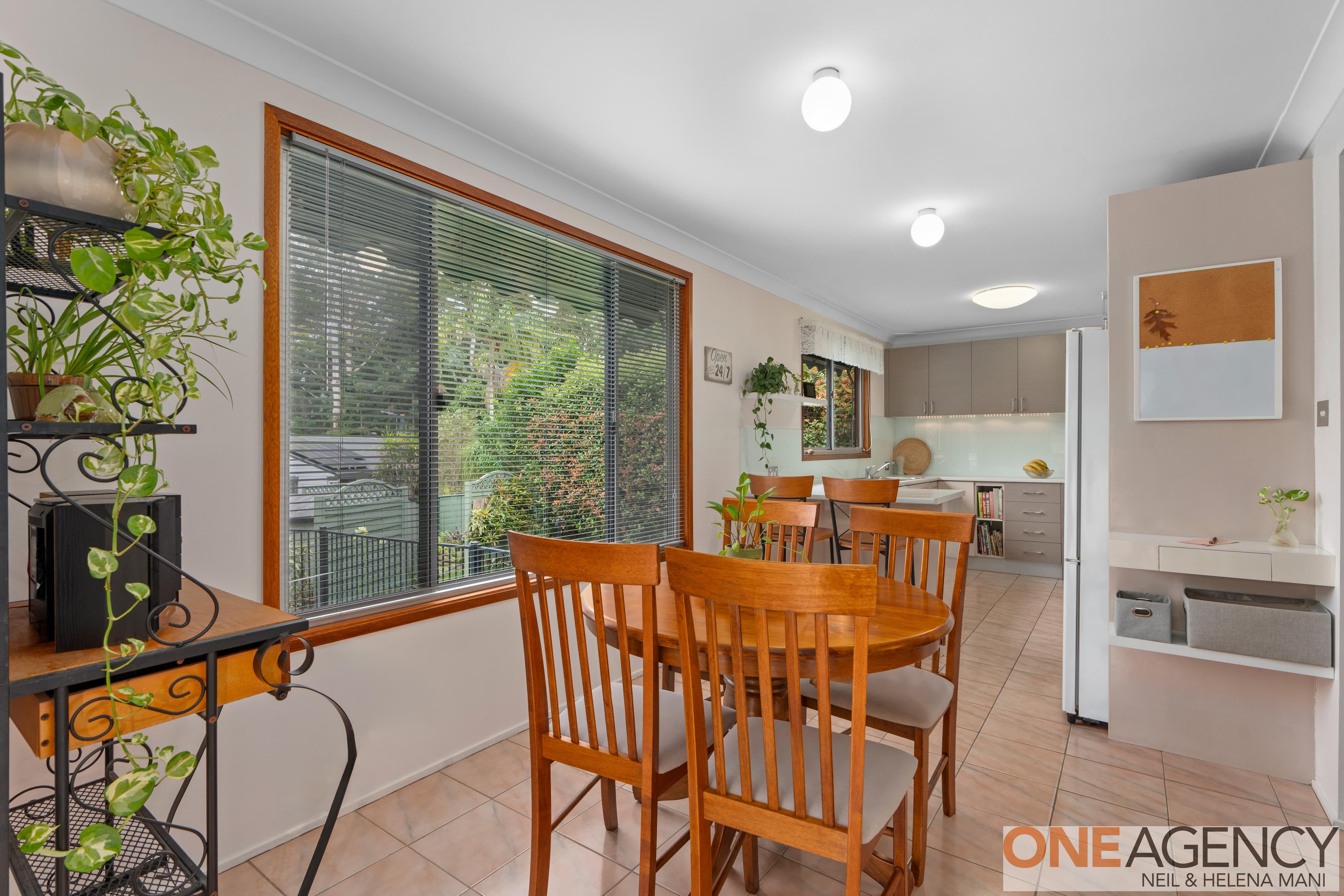 1 South Crescent, North Gosford, North Gosford - Thumbnail 5