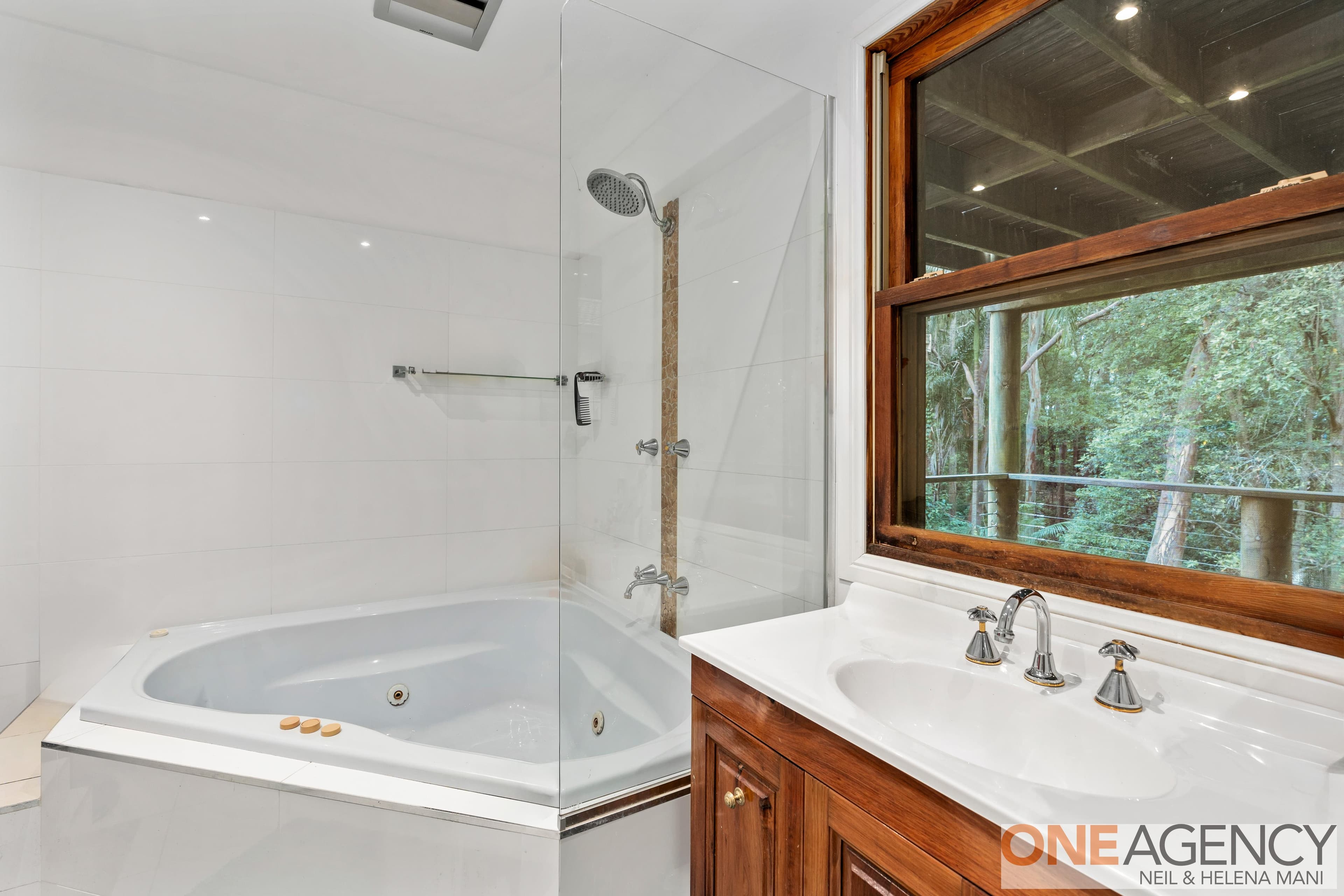 10 Oakglen Road, North Gosford, North Gosford - Thumbnail 7