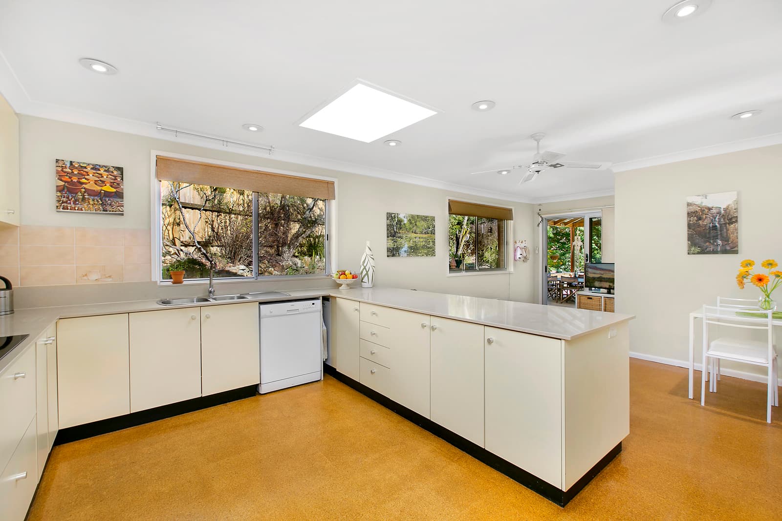 126 Lady Davidson Circuit, Forestville, Forestville - Thumbnail 4
