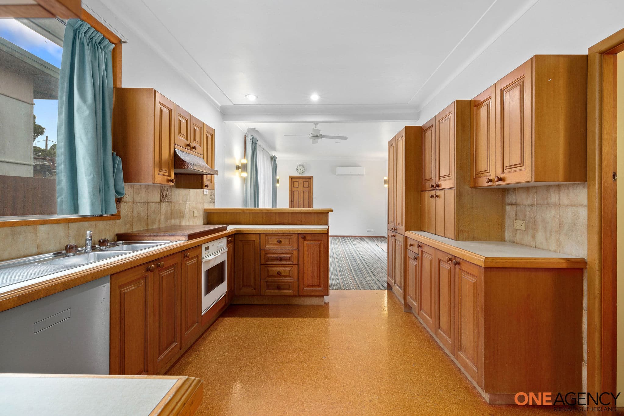 8 Wannyl Road, Kirrawee, Kirrawee - Thumbnail 5