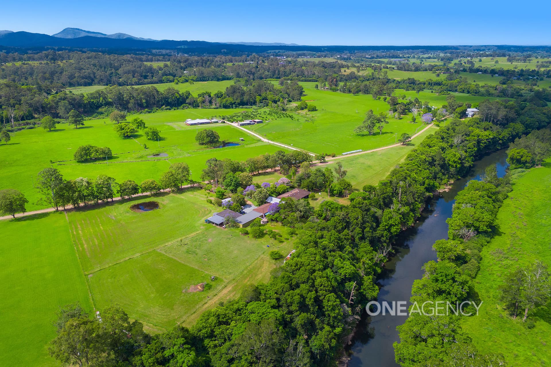 76 Bartletts Road, Brombin, Brombin - Thumbnail 2
