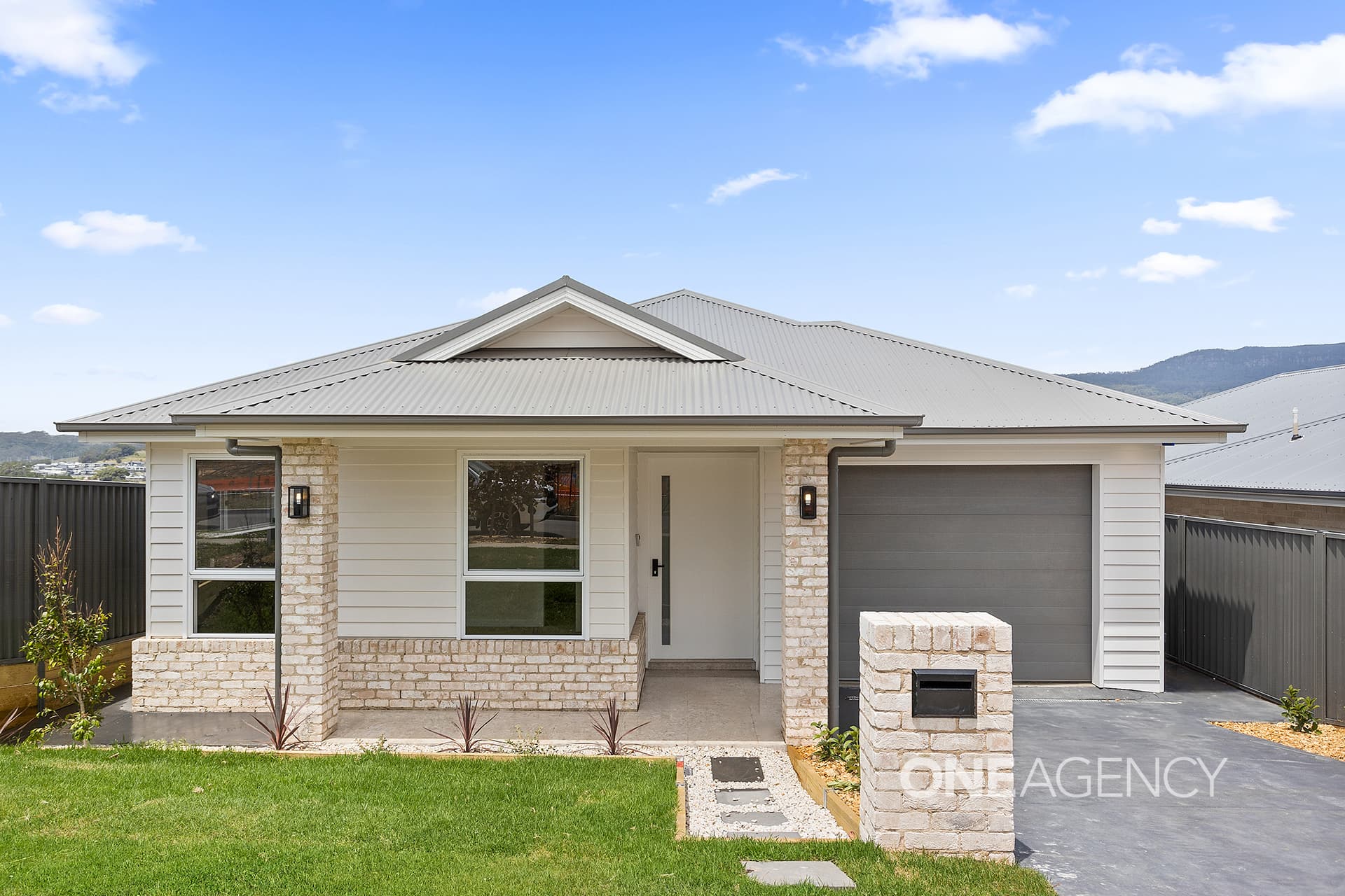 27 Bristlebird Drive, Calderwood, Calderwood - Thumbnail 2