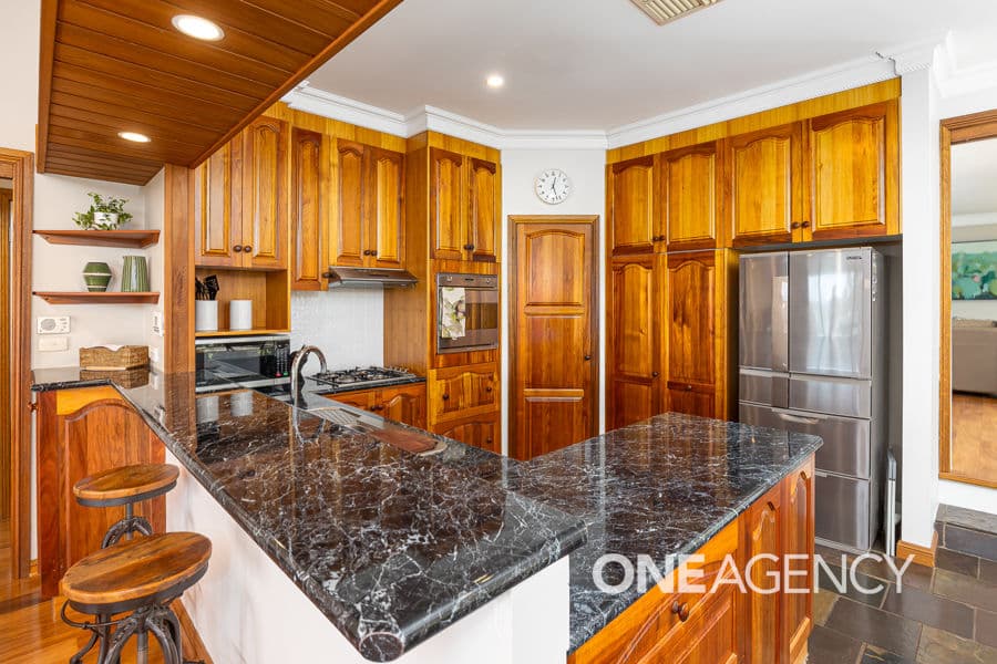 1 ANDREWS Avenue, Kooringal, Kooringal - Thumbnail 5