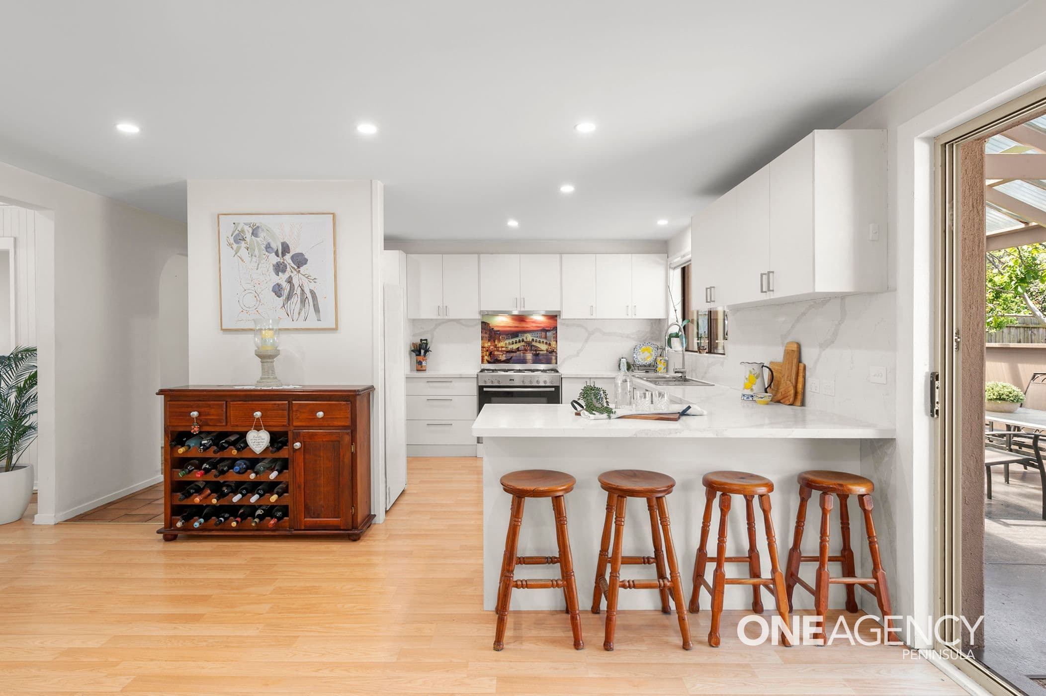 63 Florence Drive, Rye, Rye - Thumbnail 3