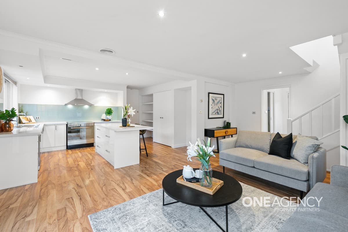 10 Shane Avenue, Seabrook, Seabrook - Thumbnail 2