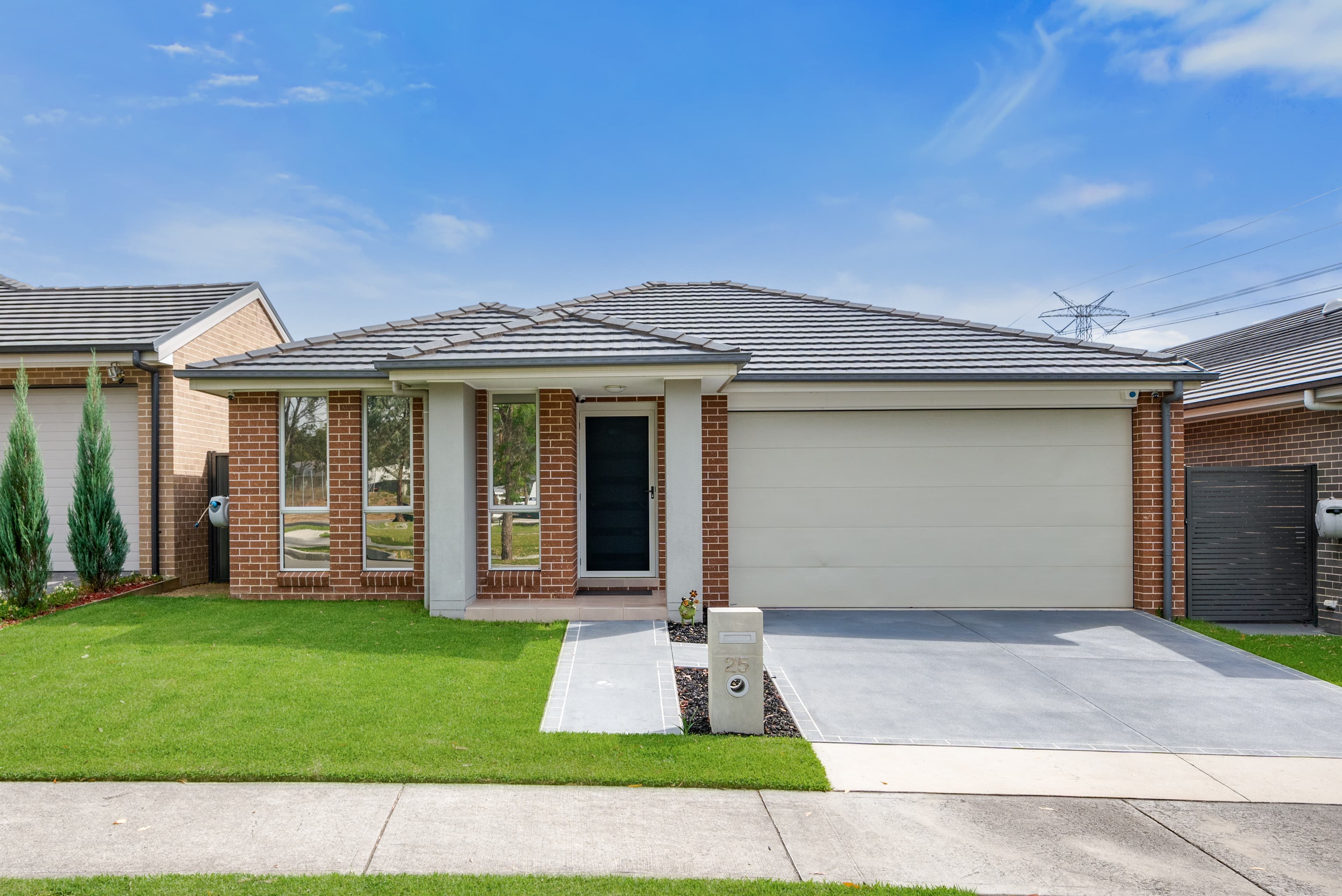 25 Garrison Road, Jordan Springs, Jordan Springs - Image 1