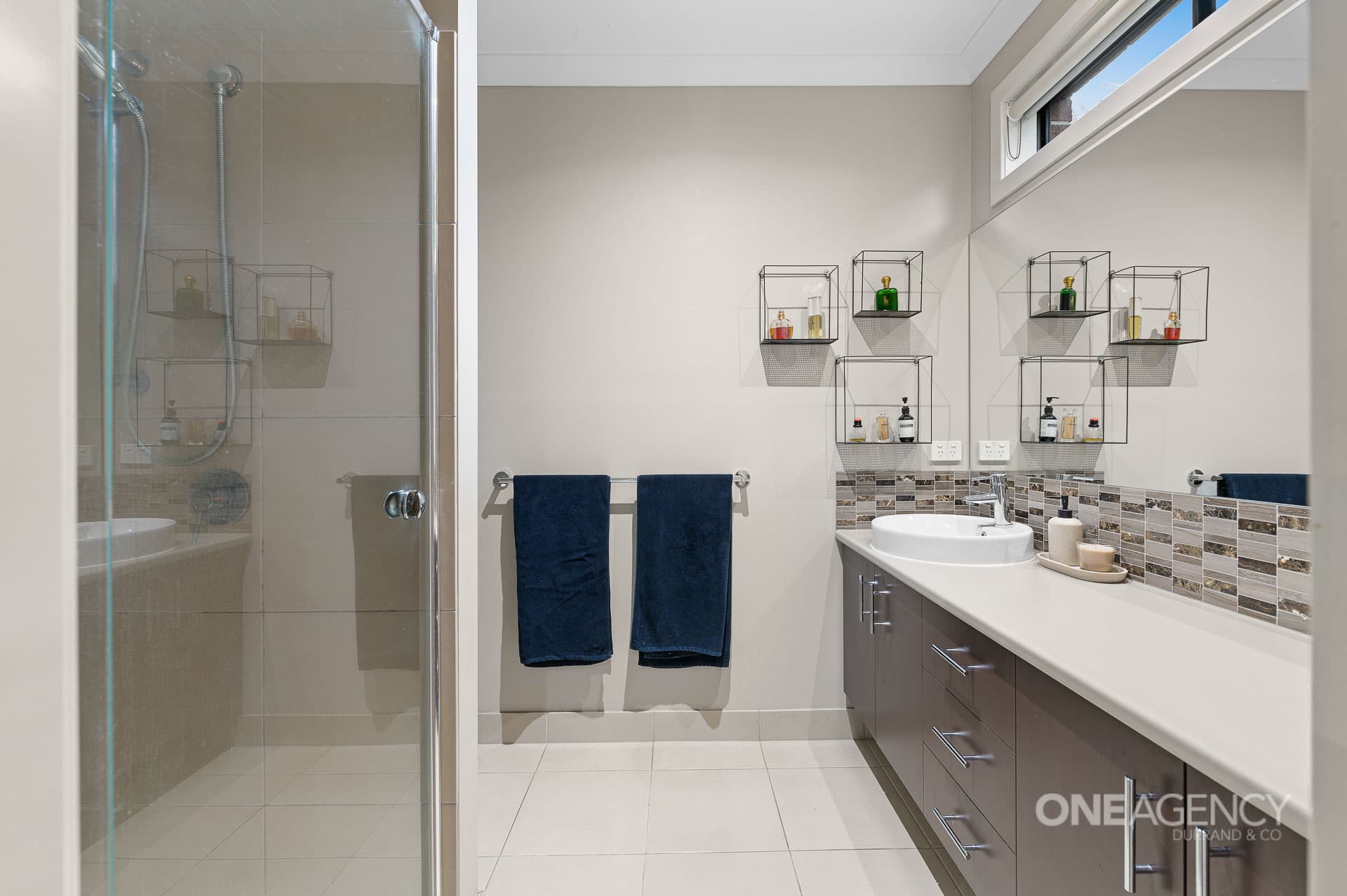 24 Mayfair Drive, Drouin, Drouin - Thumbnail 3
