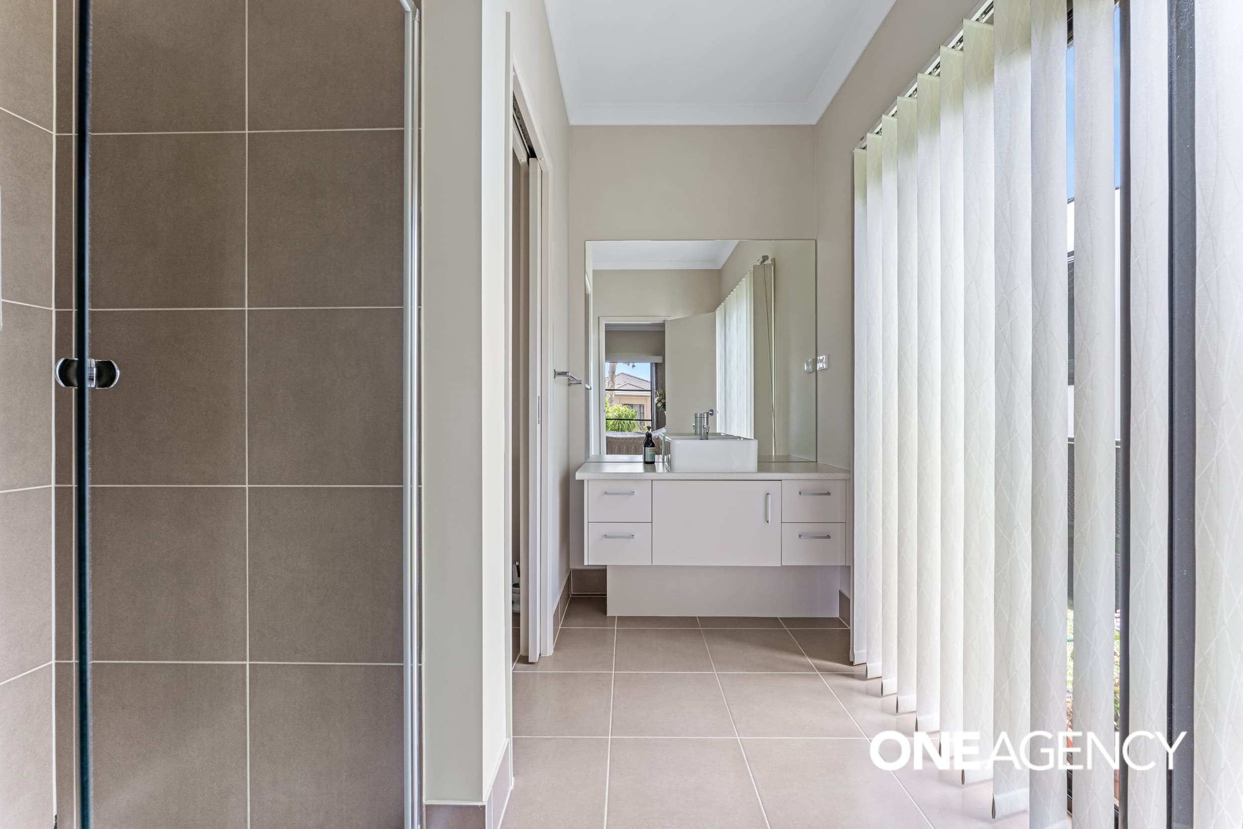 9 Tarcoola Way, Sandhurst, Sandhurst - Thumbnail 8