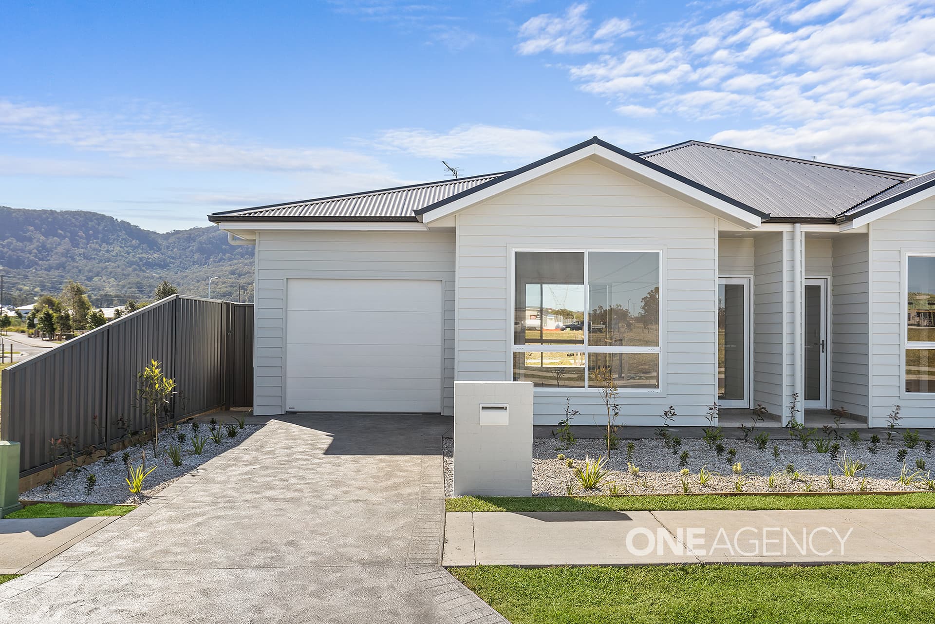 1/23 Ayshire Street, Horsley, Horsley - Image 1