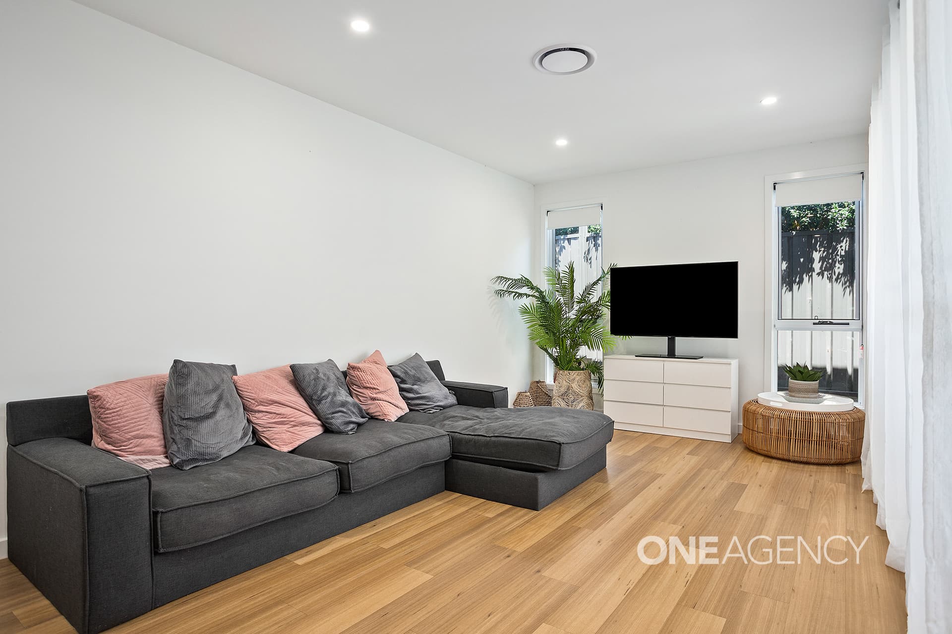 13a Brae Road, Albion Park, Albion Park - Thumbnail 2