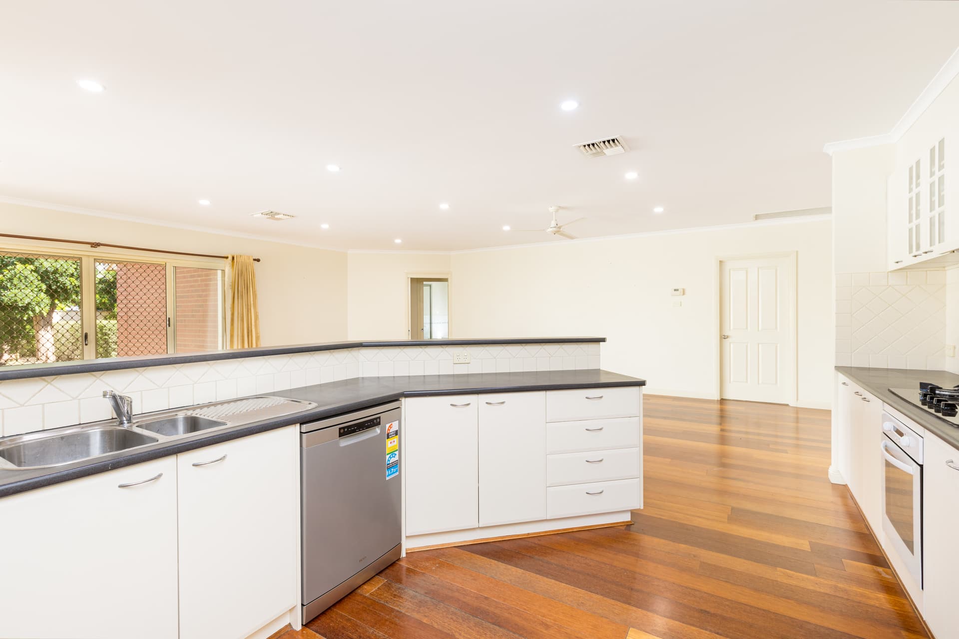 122 Dyar Avenue, Mildura, Mildura - Thumbnail 8