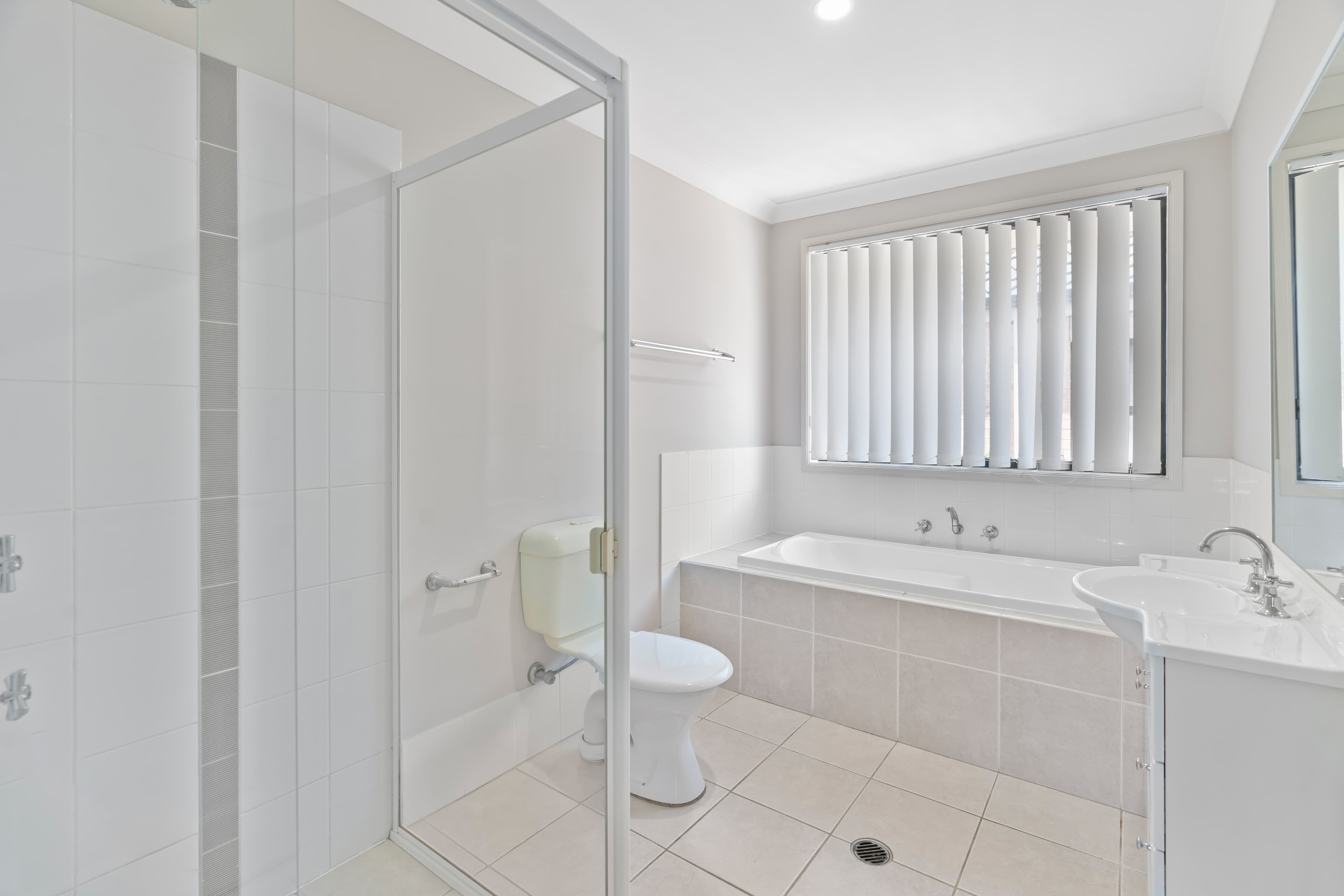 2 Middle Tree Close, Hamlyn Terrace, Hamlyn Terrace - Thumbnail 8