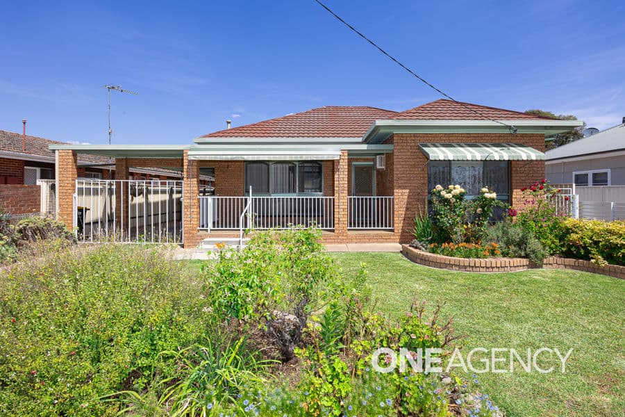 13 DAY Street, Wagga Wagga, Wagga Wagga - Image 1