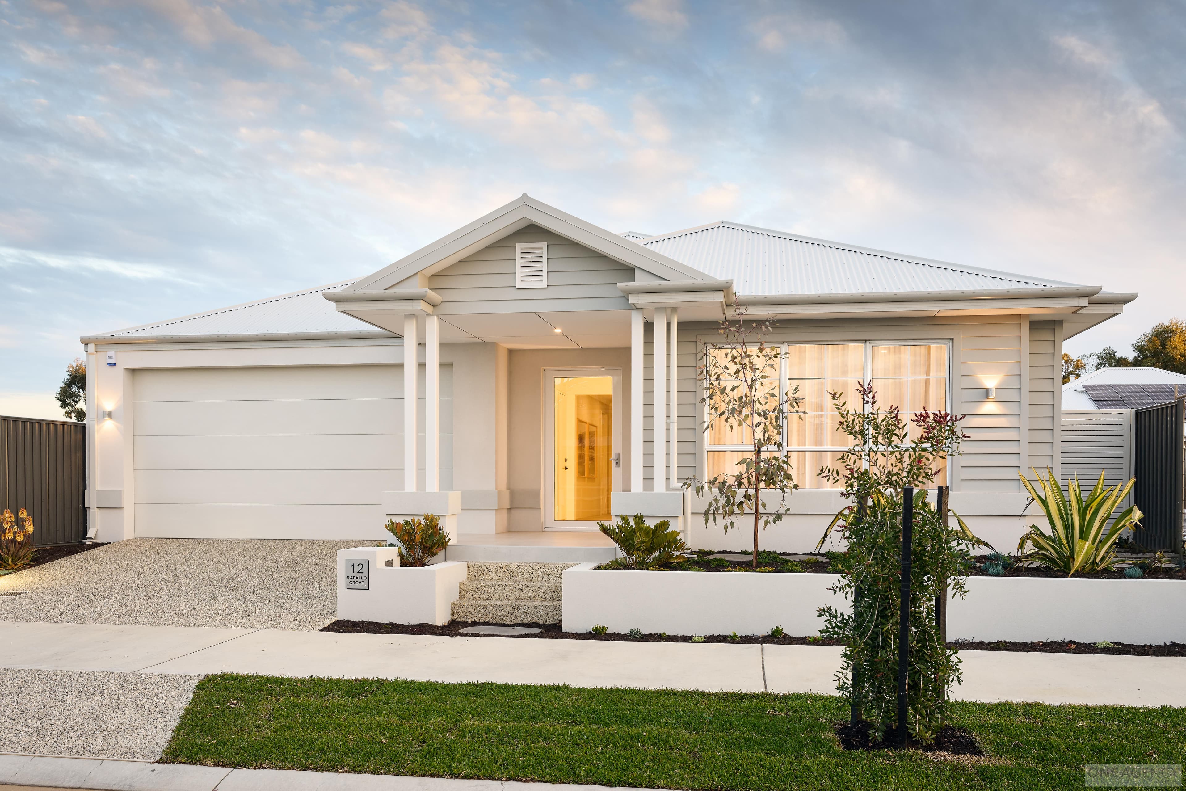 12 Rapallo Grove, Madora Bay, Madora Bay - Image 1