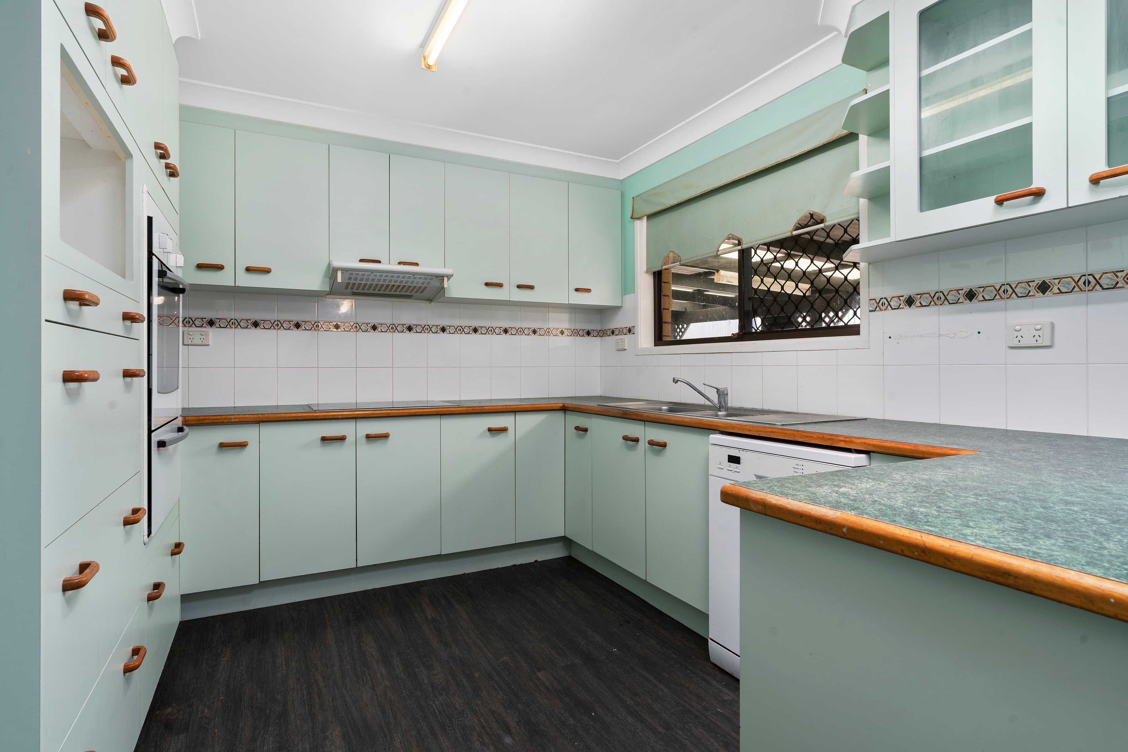 54 Glenwood Drive, Morayfield, Morayfield - Thumbnail 5