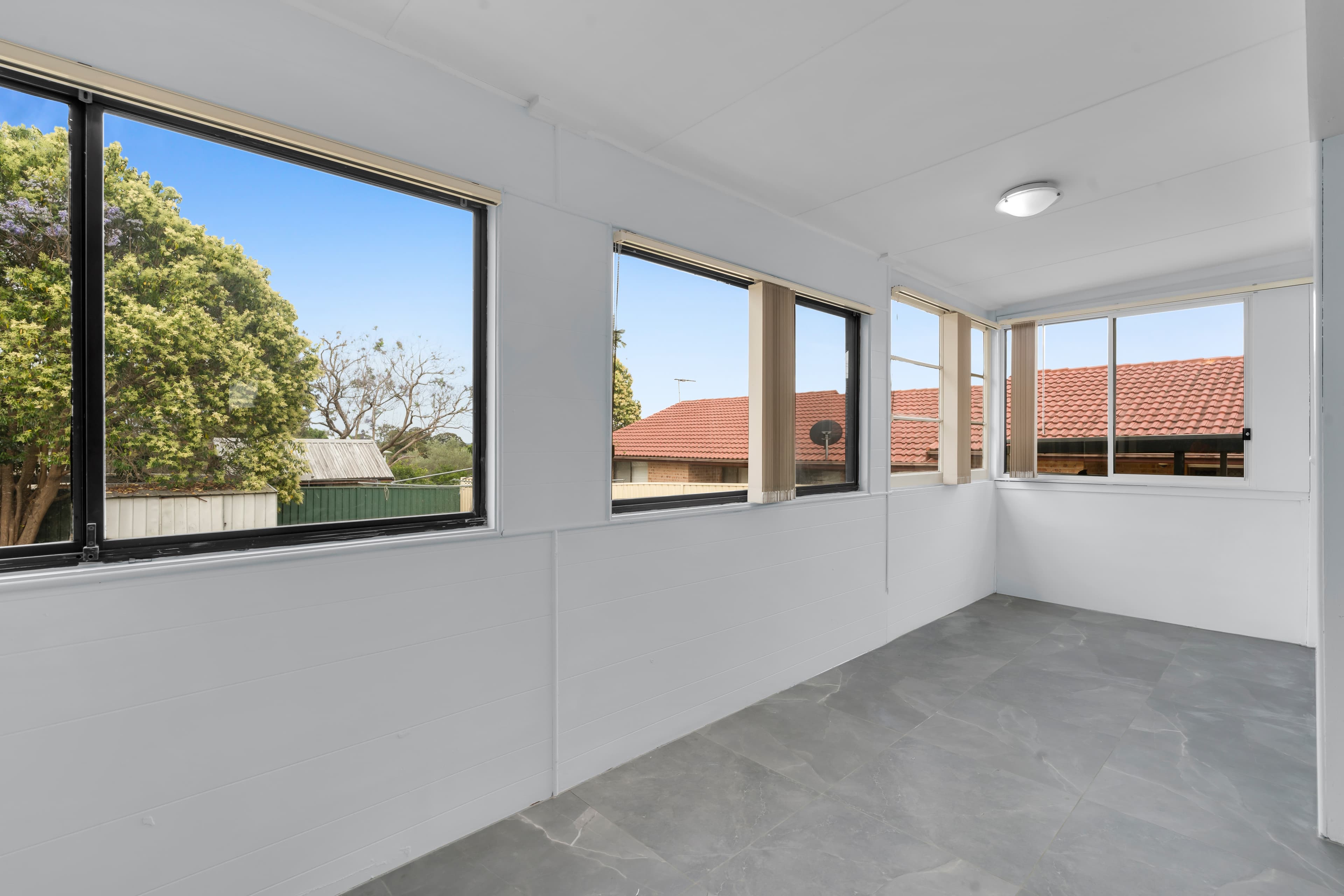 169 Waminda Avenue, Campbelltown, Campbelltown - Thumbnail 8