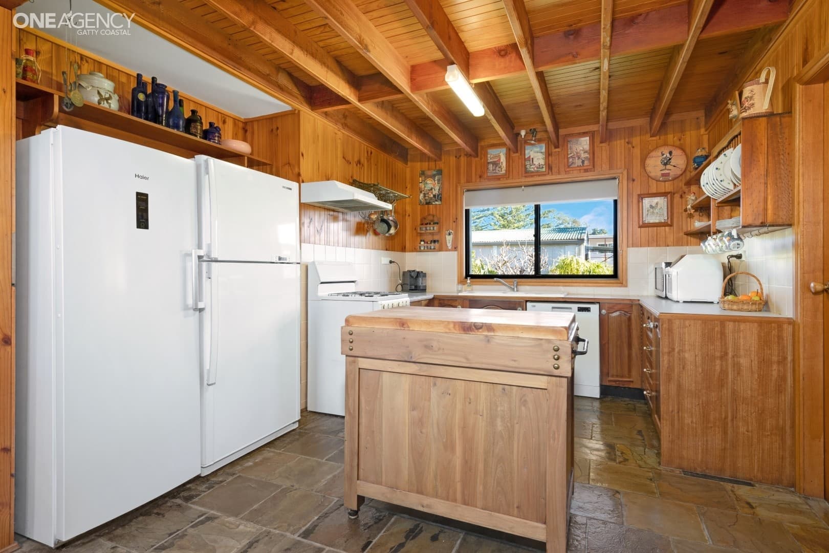 11 Coogee Street, Tuross Head, Tuross Head - Thumbnail 4