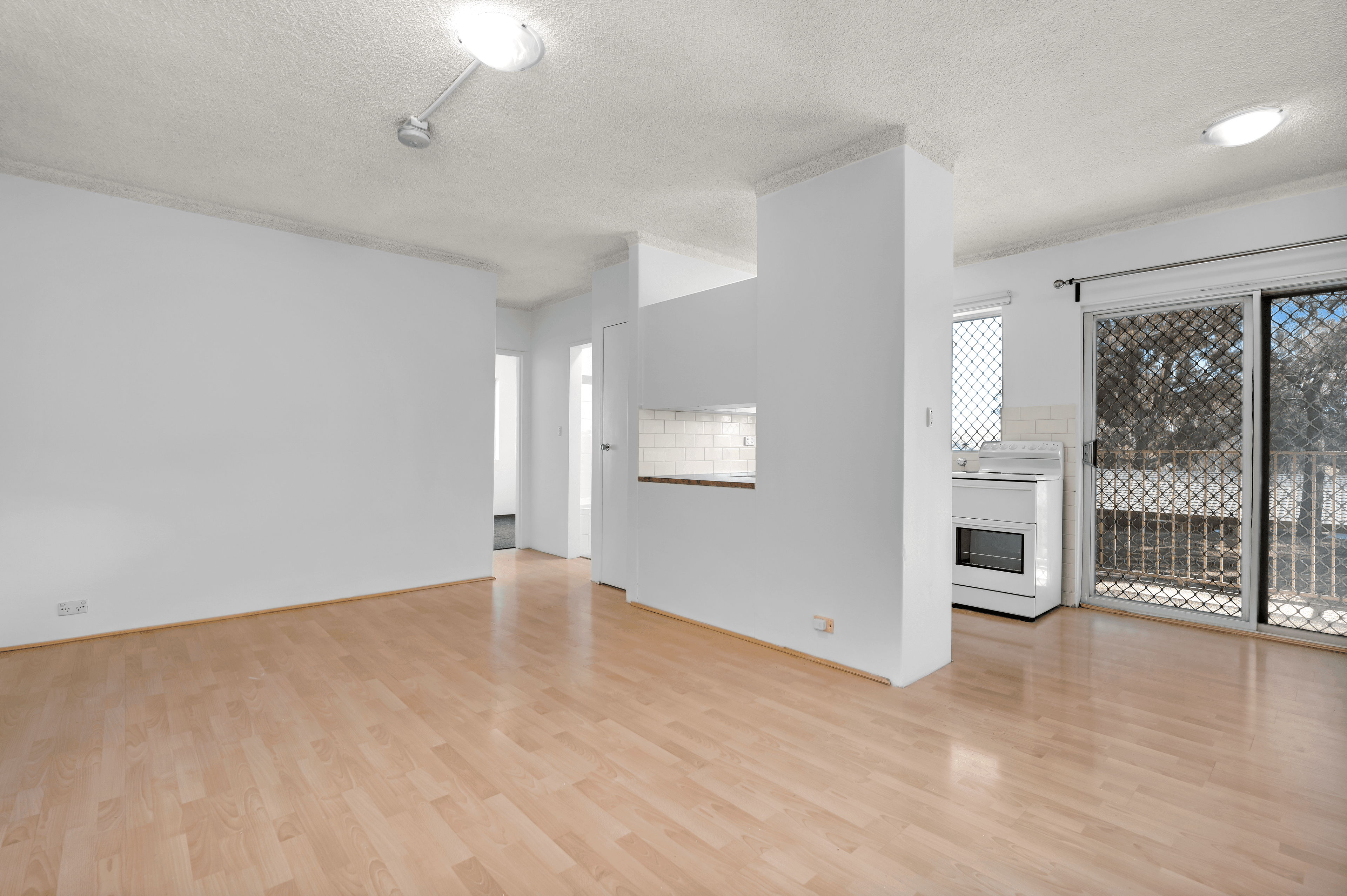 4/1 Lavinia Place, Ambarvale, Ambarvale - Thumbnail 2