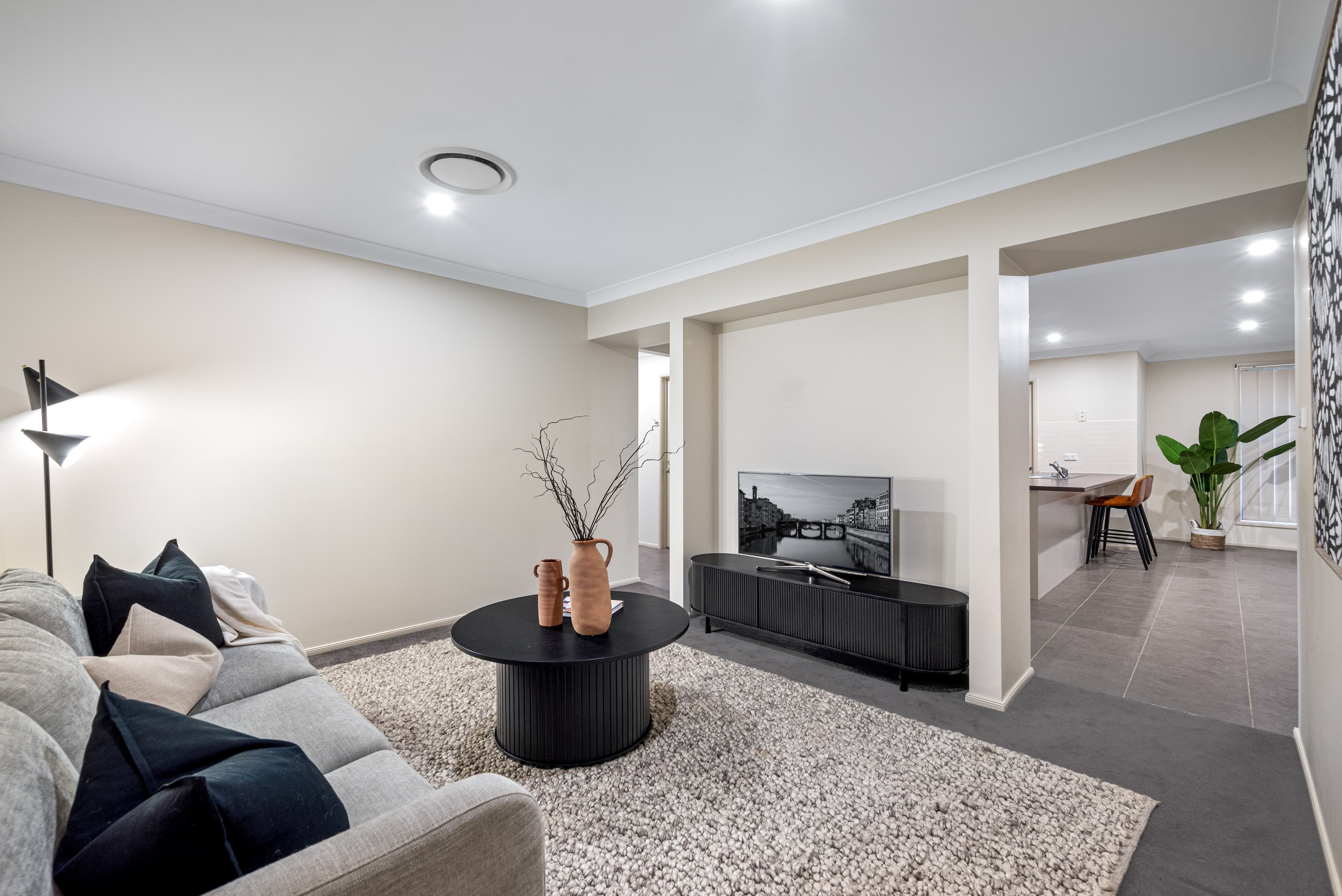 9 Sturt Street, Jordan Springs, Jordan Springs - Thumbnail 2