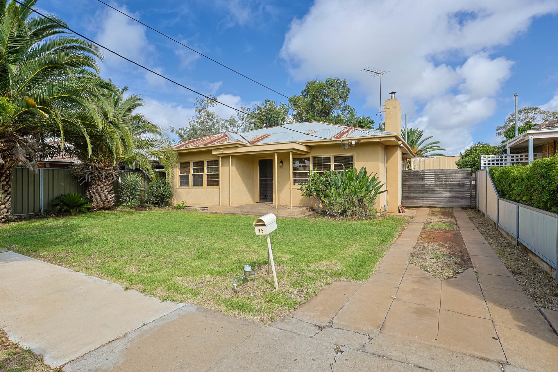 15 Kurrajong Parade, Mildura, Mildura - Thumbnail 2