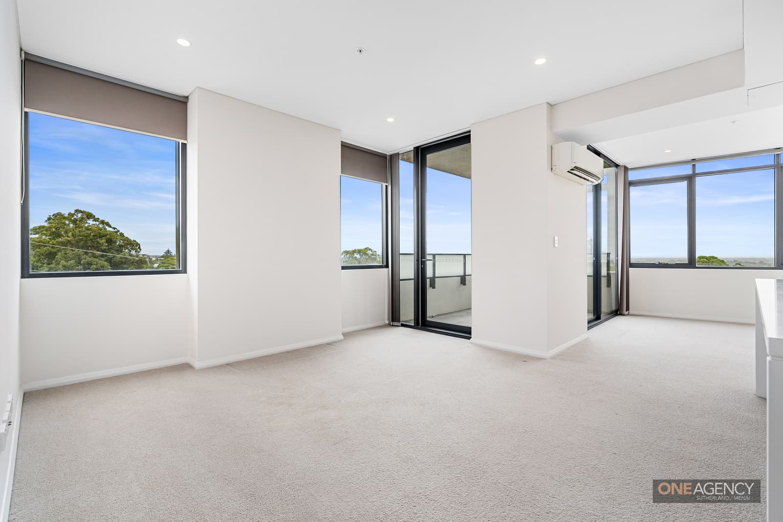 302/1 Village Place, Kirrawee, Kirrawee - Thumbnail 2