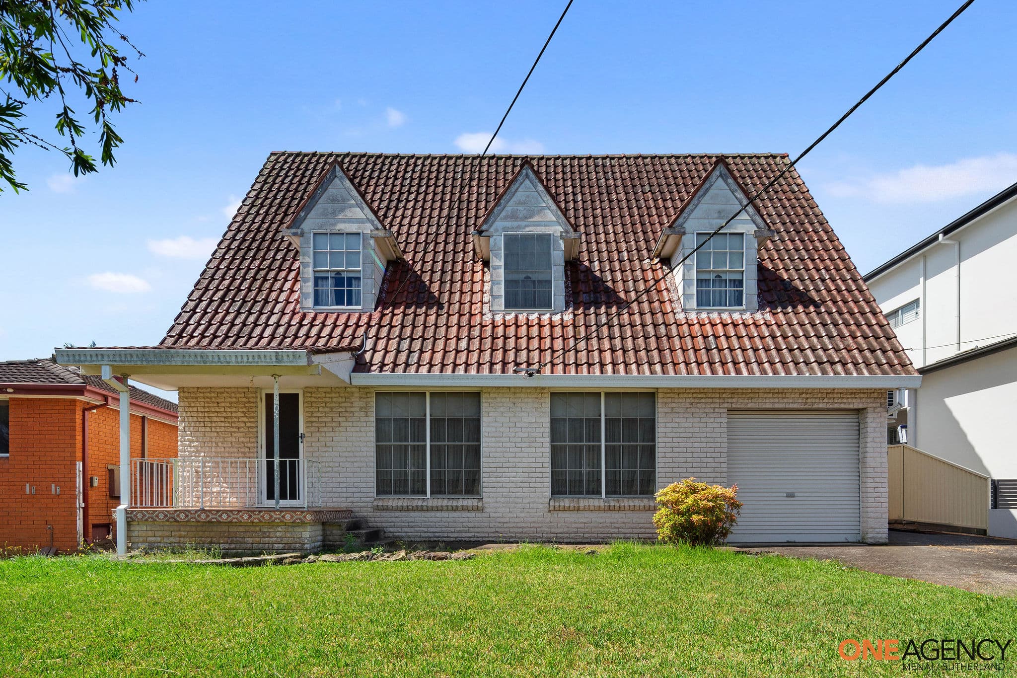 6 Atami Place, Picnic Point, Picnic Point - Image 1